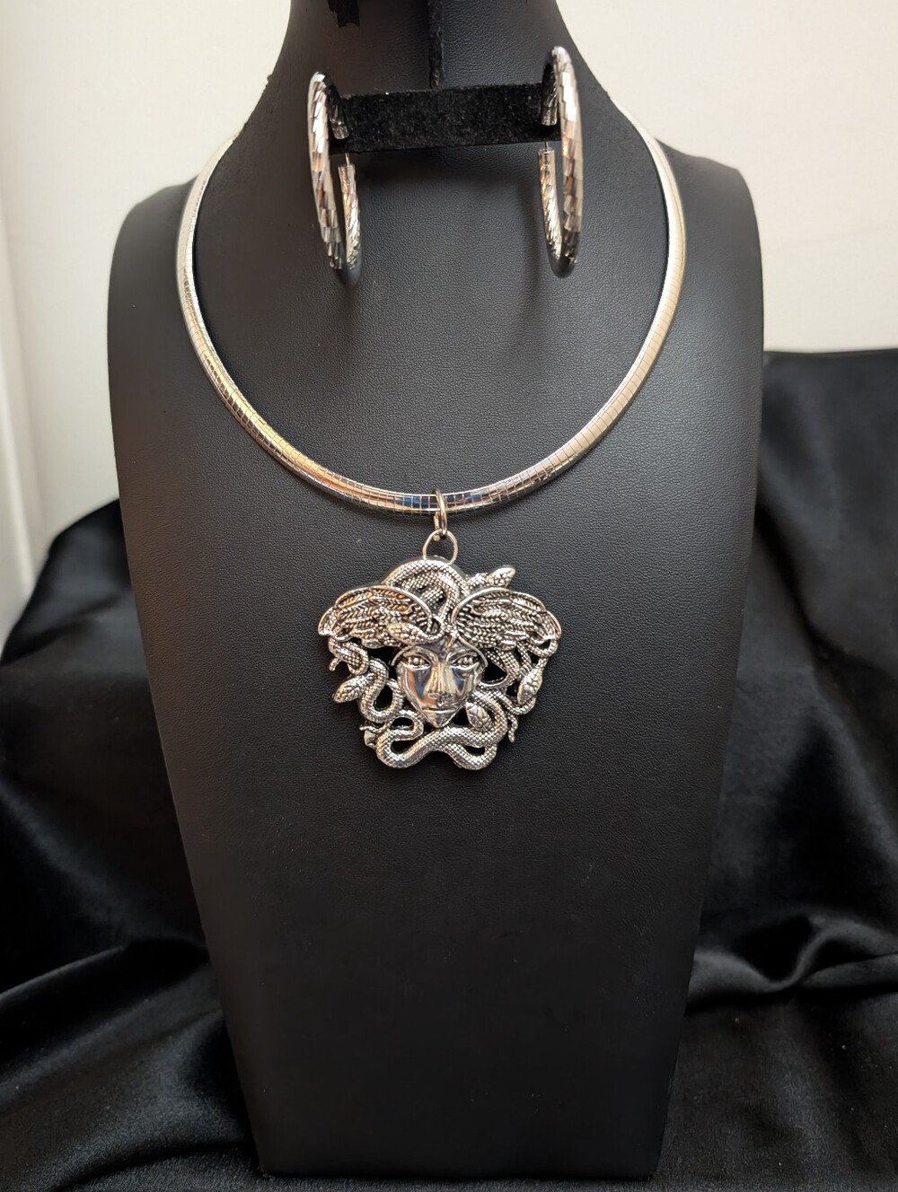 Silver Medusa Pendant on Silver Omega Necklace & Lge Hoop Earrings